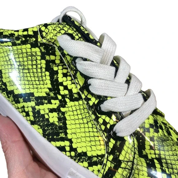 Bershka Women’s Yellow & Black Street Style Lace-Up Sneakers Size 38 - Picture 4 of 10